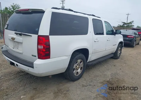 2010 Chevrolet Suburban 1500 Lt1 из США, поврежденный, VIN 1GNUCJE01AR199247